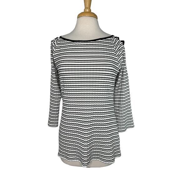 WHITE HOUSE BLACK MARKET *NEW* Textured Stripe Strappy Shoulder Top Size Large - Picture 1 of 11